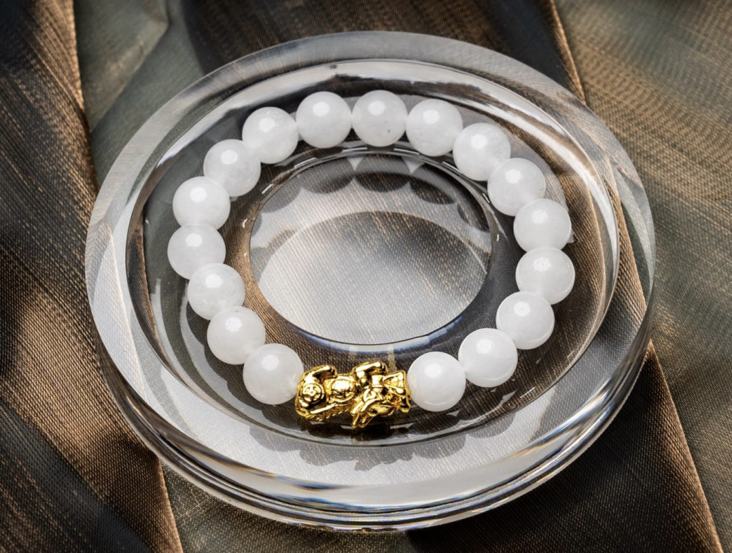 Tại sao người xưa thường hay đeo vòng mã não?