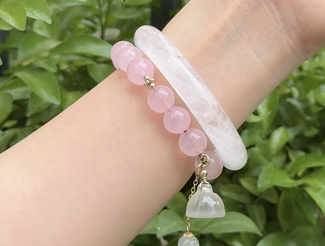 Vòng tay đá thạch anh có cần chọn theo mệnh?