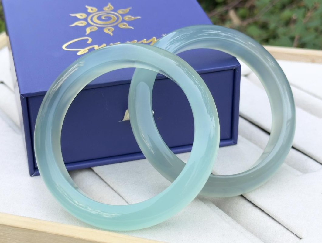 3 Mẹo Nhỏ Giữ Vòng Đá Luôn Sáng Đẹp và Tràn Đầy Năng Lượng