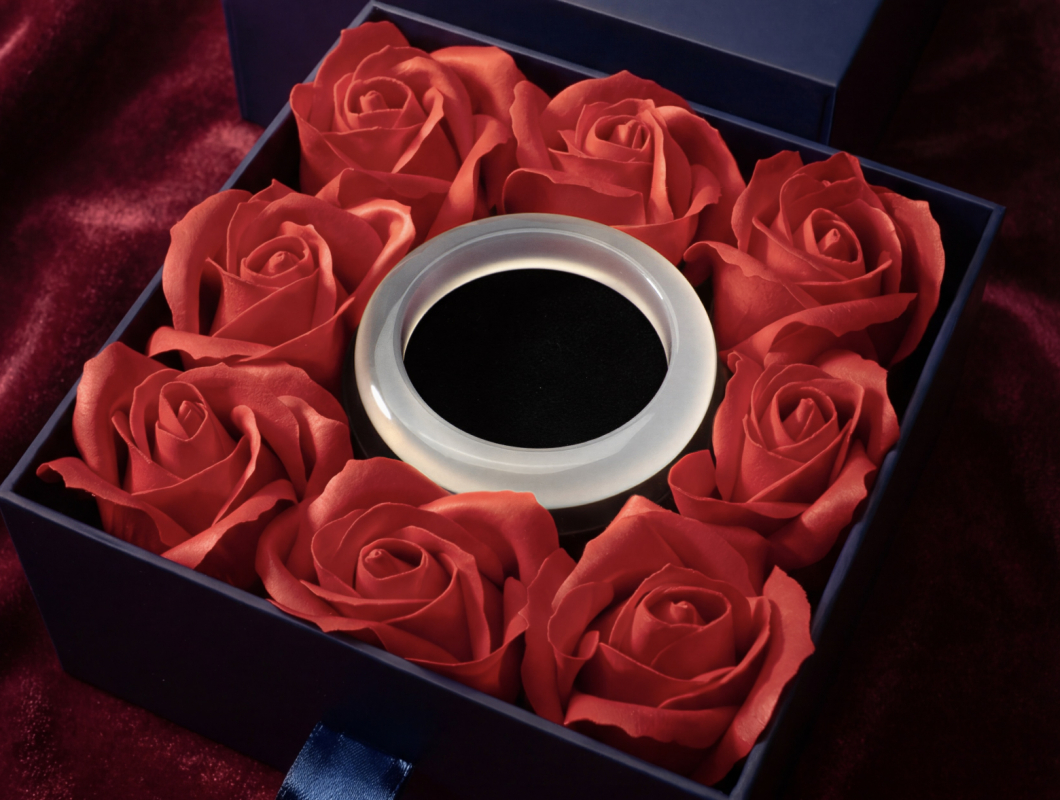 Sunny Gems Ra Mắt Hộp Quà Hoa Hồng 8/3: Món Quà Vĩnh Cửu Tôn Vinh Phái Đẹp