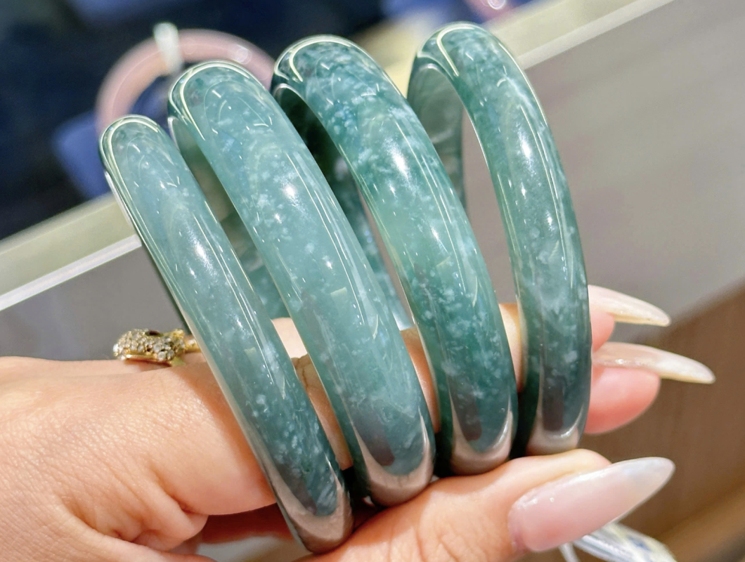 Ý nghĩa tâm linh của vòng Ngọc Cẩm Thạch trong đời sống hàng ngày