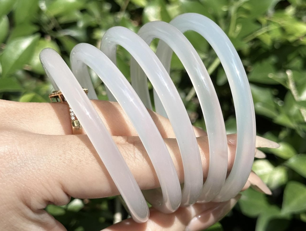 Giải Đáp Các Khái Niệm Cơ Bản Về Vòng Đá - Chột