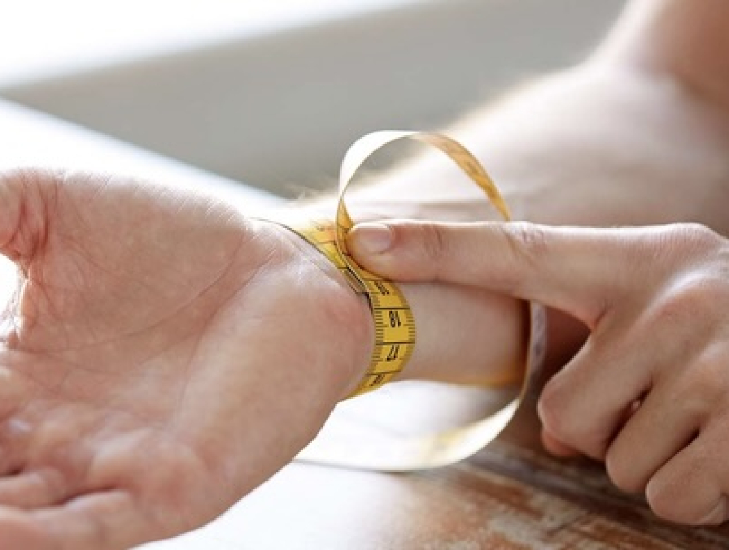 Giải Đáp Các Khái Niệm Cơ Bản Về Vòng Đá - Ni