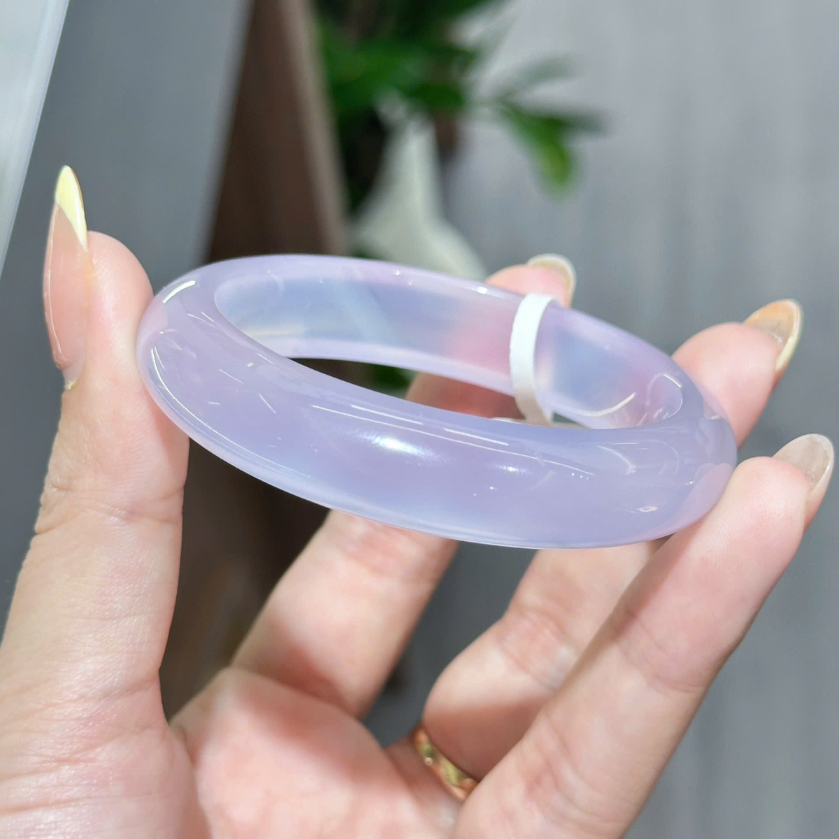 Vòng Đá Bạch Nguyệt Quang VIP Trắng Ánh Tím