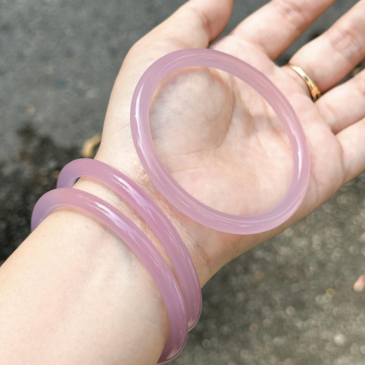 Vòng Đá Bạch Nguyệt Quang 6mm Hồng