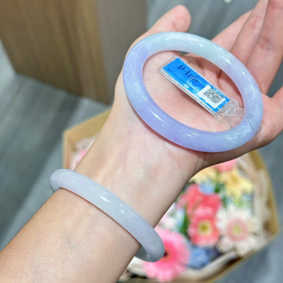 Vòng Ngọc Cẩm Thạch Type B - Trong Lý Phớt Tím