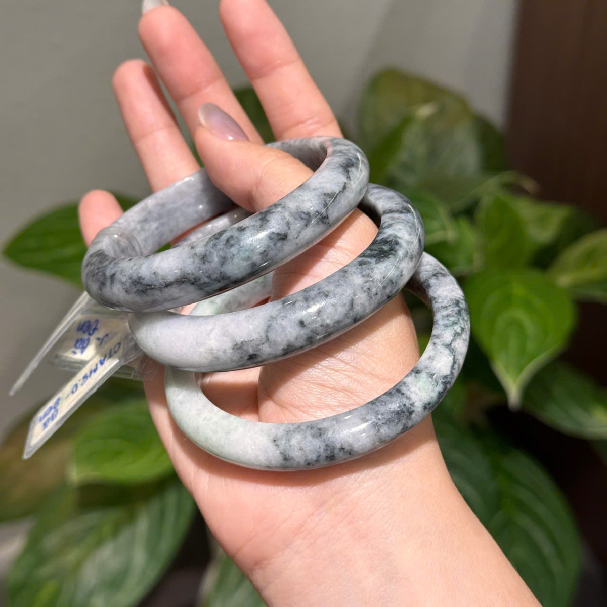 Vòng Ngọc Cẩm Thạch Type A - Gà Đen