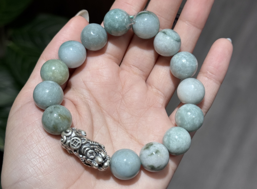 Vì sao nên mang đá năng lượng trong tháng 7 âm? Lời Khuyên Từ Sunny Gems