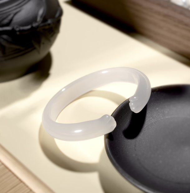 Vòng đá Bạch Nguyệt Quang Chân Mèo