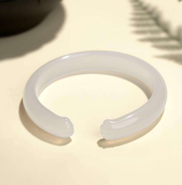 Vòng đá Bạch Nguyệt Quang Chân Mèo