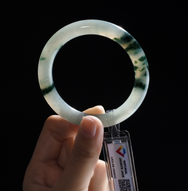 Vòng Ngọc Cẩm Thạch Type A - Hoa Bay