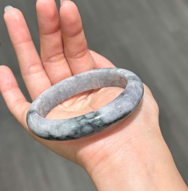 Vòng Ngọc Cẩm Thạch Type A - Gà Đen